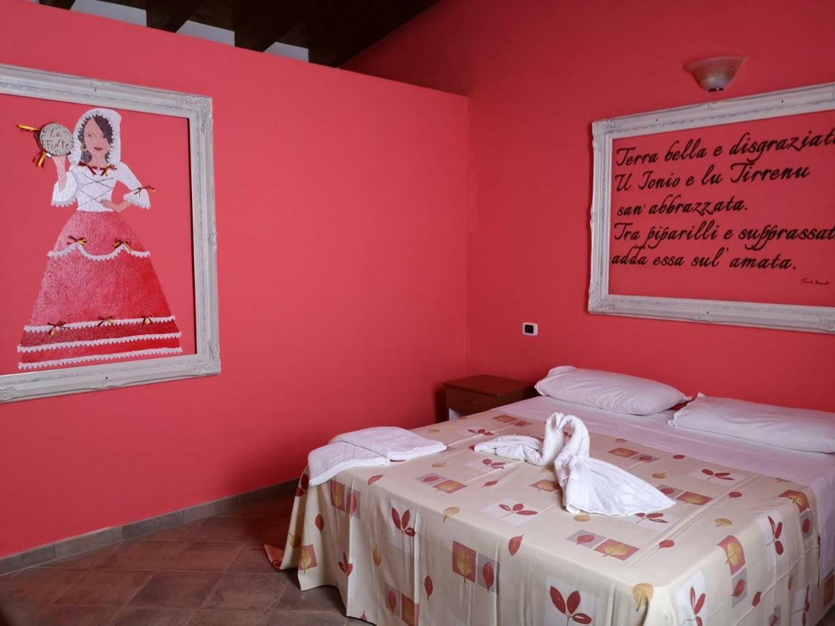 Vila Azienda Agrituristica La Fonte Bonifati Exteriér fotografie